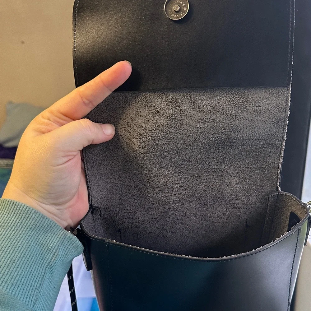 Claudia Casanova Black Crossbody Bag - Picture 5 of 14
